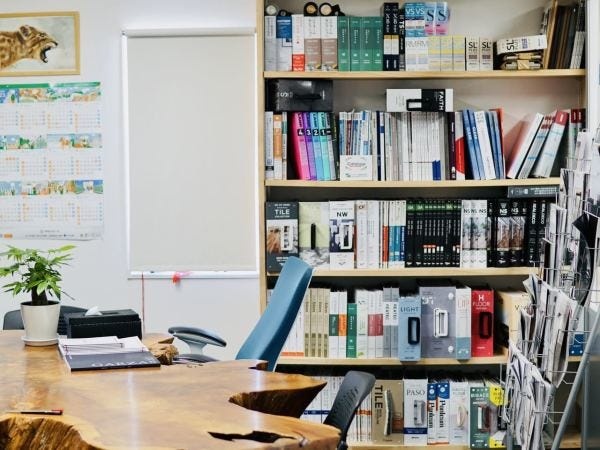 営業アシスタント・建材資材を販売する営業アシスタント（交通費支給あり・未経験歓迎）