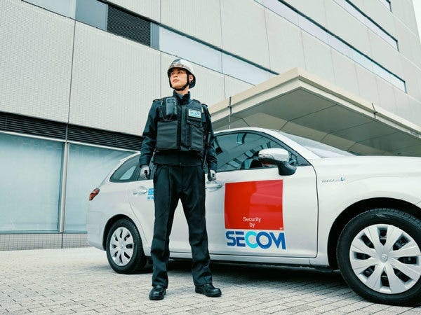 未経験・中途入社の先輩たちも数多く活躍中。手厚い研修制度もあるので、安心してキャリアを歩んでいくことができます。