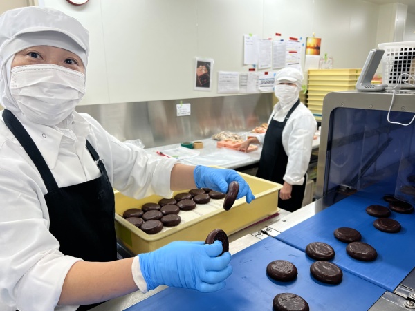 ベテランアルバイトさんがたくさんいるので、分からない事はすぐに聞ける環境です。安心して働けますよ♪