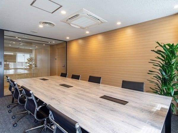 車両登録事務スタッフ募集！専門知識を活かしてキャリアアップ