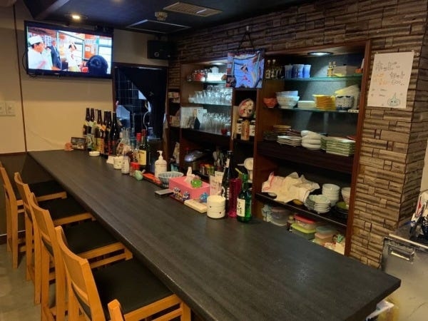 カウンター席です