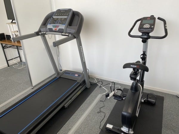 トレーニングルームもあります。汗を流してリフレッシュできます。