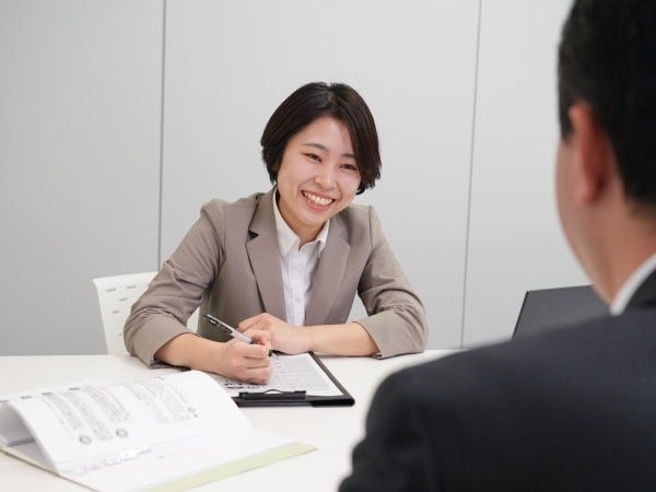 葬儀知識や社会人マナーのOffJT研修に加え、施行準備やアシスタント業務のOJT研修が充実してます！