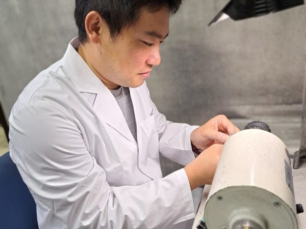 慣れてきたら専用の機械を使ってさらなるスキルアップを目指そう！