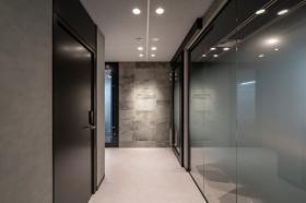 本社エントランス