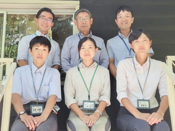 エルミオーレ埼玉のスタッフです。気軽に話しかけて下さい。