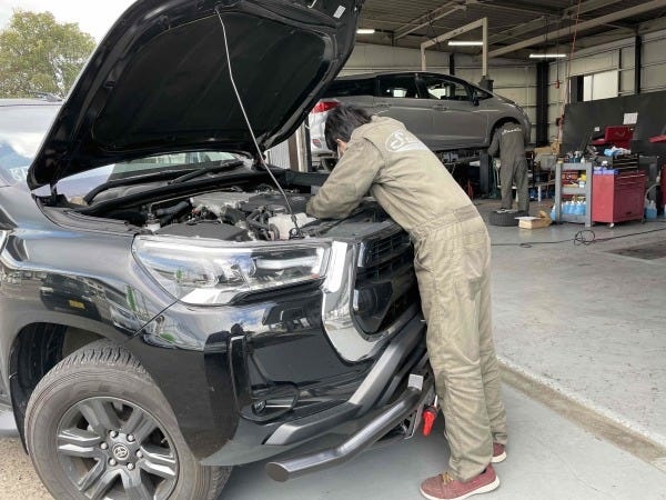 自動車整備士・経験者・二級自動車整備士（普通自動車免許・AT限定不可）