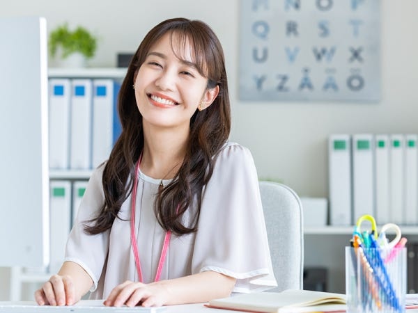 11/10～12/22の短期スタッフ募集中★電話対応・データ入力！シンプルな事務作業だから未経験でも安心です！