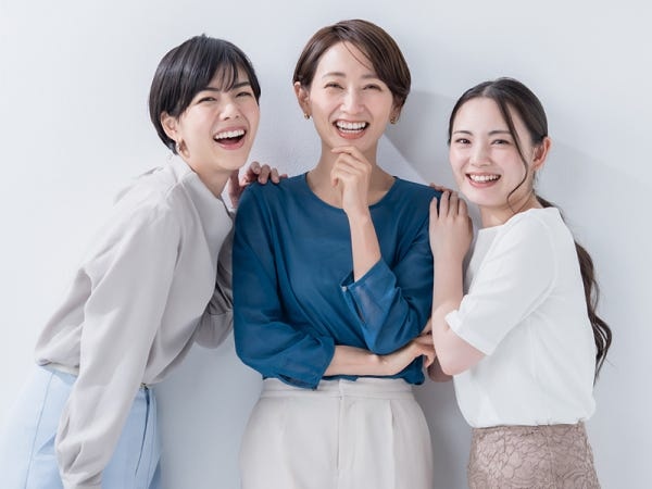 毎年10～50代の女性スタッフが活躍中！！無理なく都合に合わせて週3～OK！お給料は日払い可！すぐに収入ゲットできます★