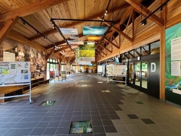 案内施設（ナショナルパークゲート）館内