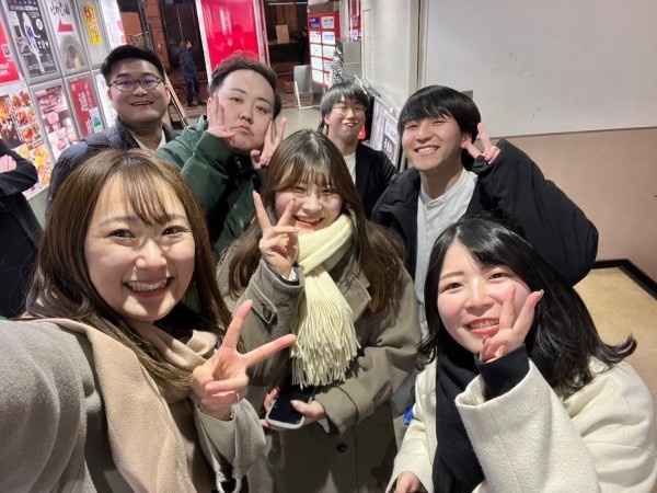 社内イベントでは、忘年会・ボウリング・BBQ・ビンゴ大会など多種多様で、家族や友人との参加もOKです！