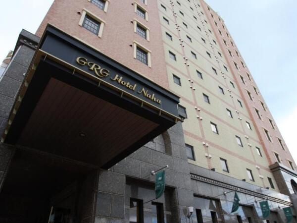 フロントスタッフ（勤務OK・副業OK）