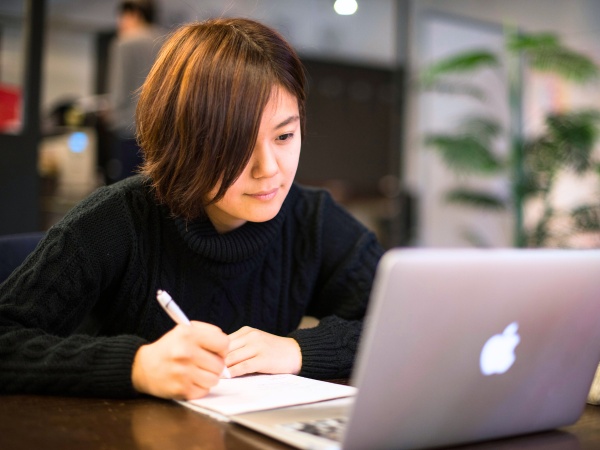 映像クリエイター・話題の"V-Tuber"業界をサポート（未経験大歓迎）