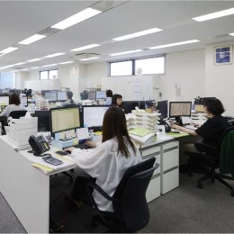 異業種からの転職者も多く、充実したサポート体制を整えています。